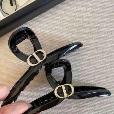 Black Hair Clip
