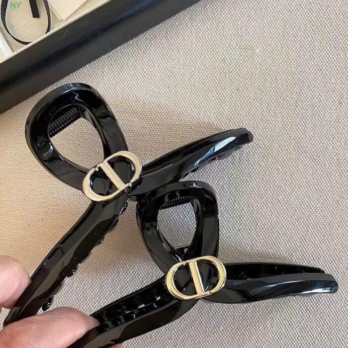 Black Hair Clip